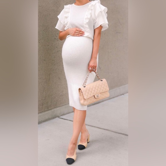 Express Textured Double Ruffle Top - Picture 2 of 2